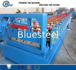 Renkleri Metal İçin 550Mpa Dayanım Çelik Çatı Panel Rulo Şekillendirme Makinesi