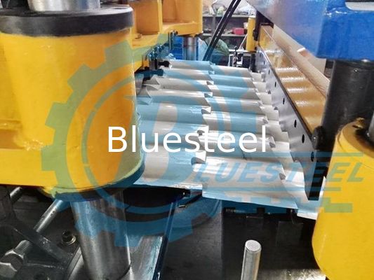 Klasik Yüksek Hızlı Camlı Tile Roll Forming Makinesi