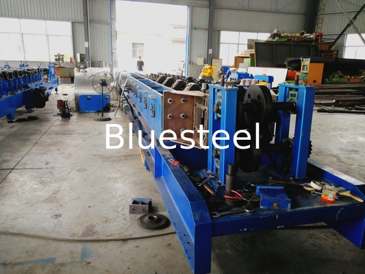 Zincir Sürücüsü Purlin Roll Forming Machine Plc Kontrol edilen 15-20m/Min Hız
